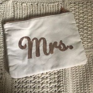 Mrs. wet bathing suit holder.